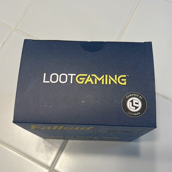 Fallout, Loot gaming, Nuka Cola Red Power Armor Figurine - Picture 6 of 7